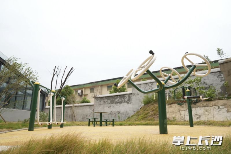 湘郡公租房小区休闲广场。 湘郡公租房小区休闲广场。