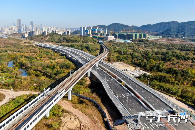 梧桐路三号桥通车后，将显著提升区域路网通达性。