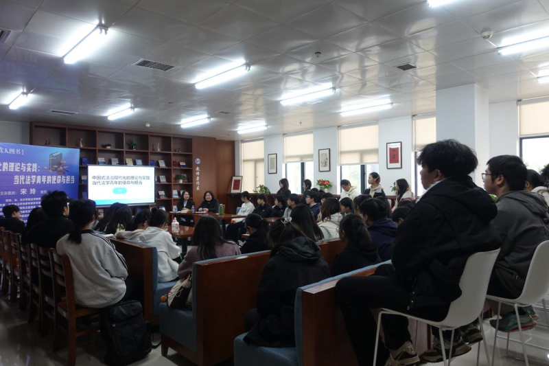 长沙学院关工委第六届真人图书活动现场。通讯员欧阳庆云摄 长沙学院关工委第六届真人图书活动现场。通讯员欧阳庆云摄