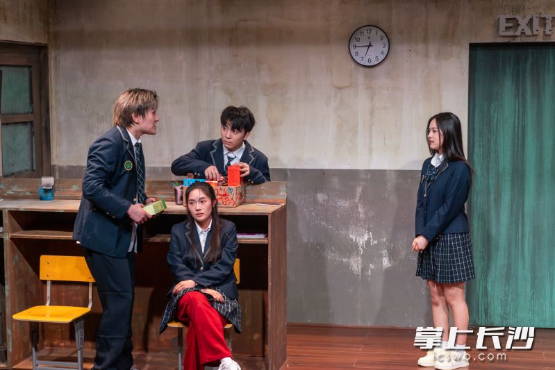 《怪谈》长沙首演,还将开始上海场演出。 《怪谈》长沙首演,还将开始上海场演出。