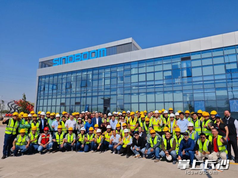 11月18日,星邦智能墨西哥工厂投产,成为企业辐射北美市场的桥头堡。受访企业供图 11月18日,星邦智能墨西哥工厂投产,成为企业辐射北美市场的桥头堡。受访企业供图