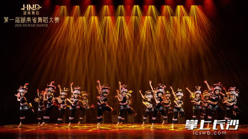 参赛舞蹈之四。