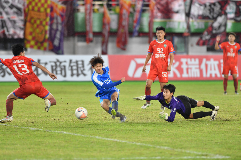 马子宜对阵张家界队，攻入个人“湘超”首球。长沙晚报全媒体记者 王志伟 摄