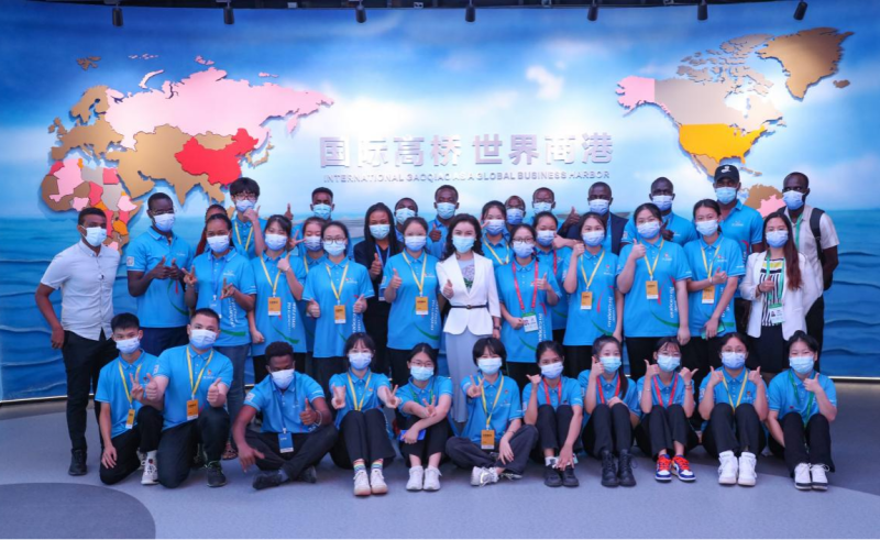 高桥大市场建立“中非志愿者之家”，在中非经贸博览会期间组织中非青年参与志愿服务。