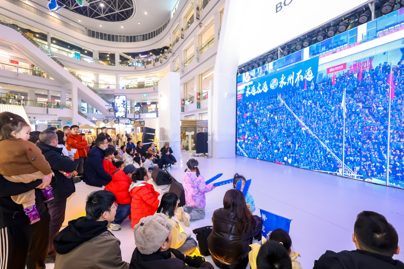 砂之船（长沙）奥莱的观赛现场座无虚席。