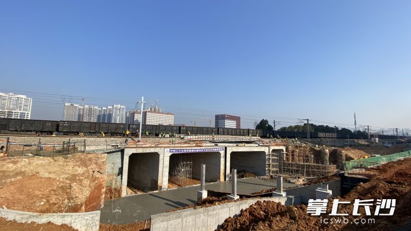 银杉路项目施工现场。 均为长沙晚报通讯员叶思佳供图 银杉路项目施工现场。 均为长沙晚报通讯员叶思佳供图