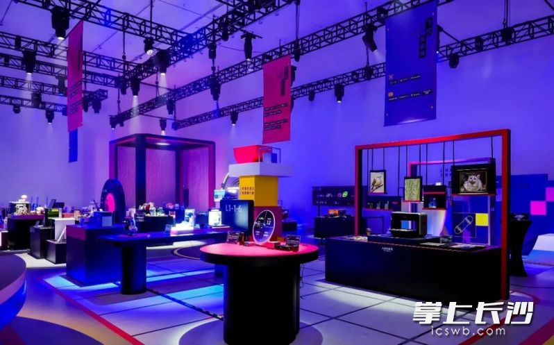 安克创新产品展示厅。受访者供图