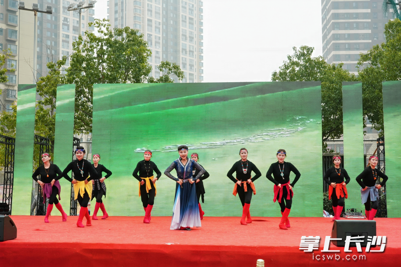 现场演出精彩。