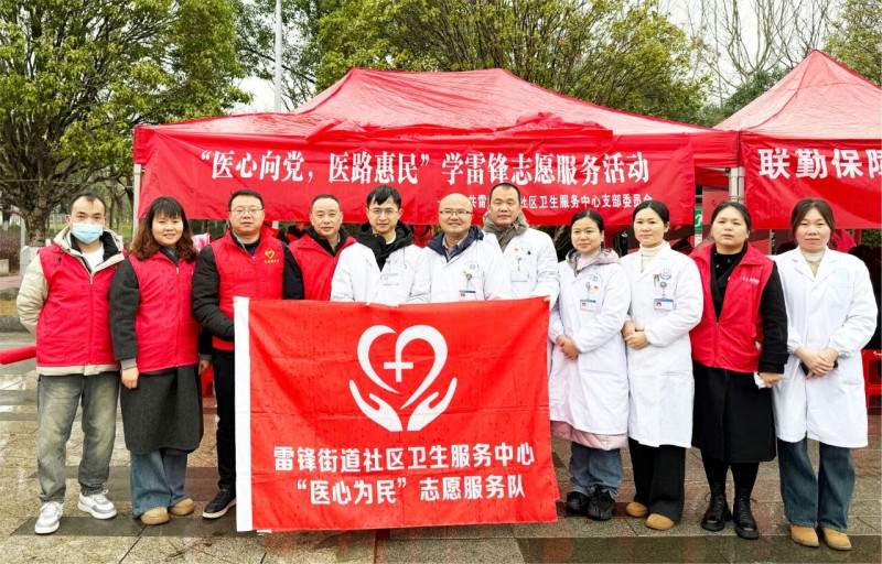 今年来,湘江新区累计完成家庭医师签约49万余人。 今年来,湘江新区累计完成家庭医师签约49万余人。