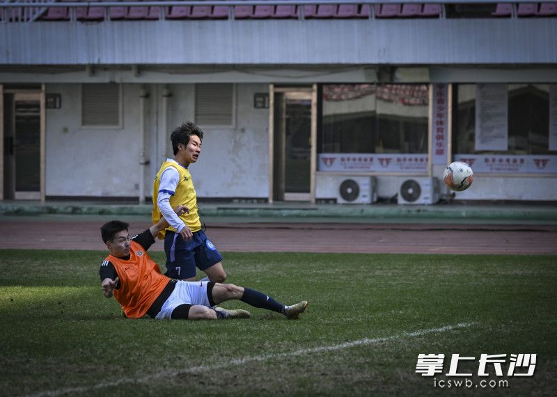 选拔对抗赛现场。