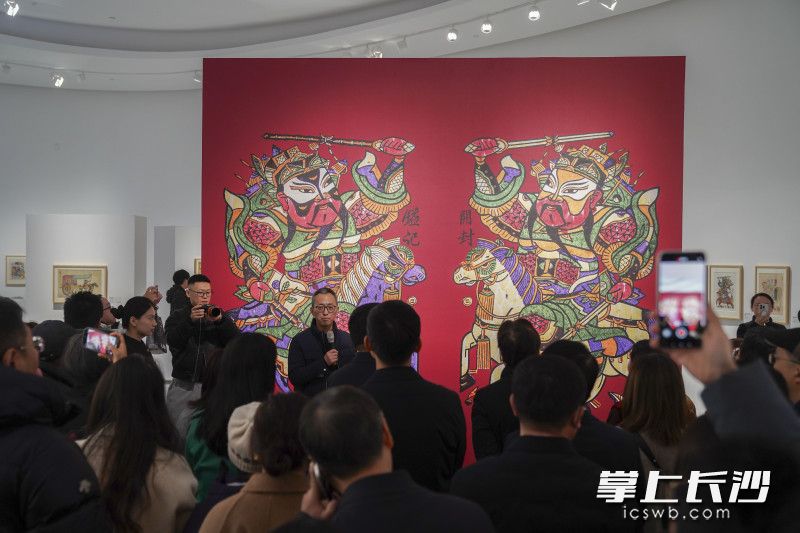 2026年1月24日，“春风得艺——马年迎新非遗艺术展”在长沙梅溪湖艺术博物馆正式拉开帷幕。均为长沙晚报全媒体记者 周数邑 摄