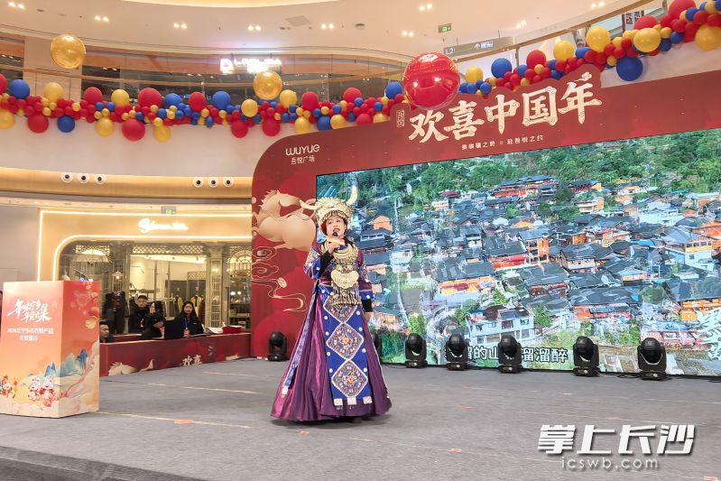 歌舞表演。均为长沙晚报全媒体记者 张禹 摄