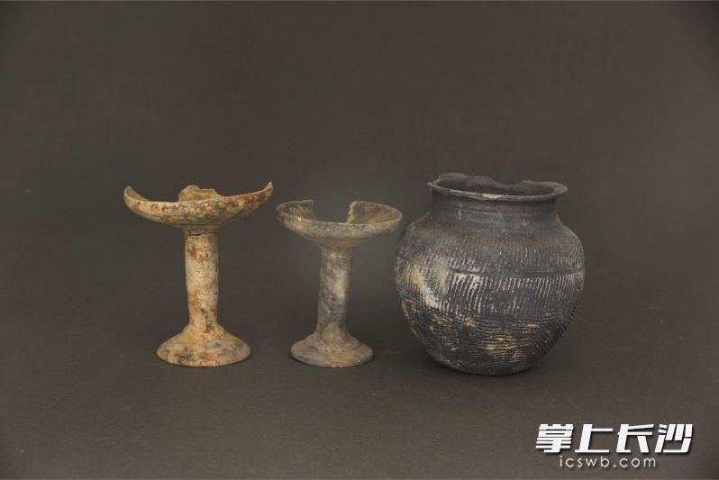 顺星桥考古工地出土的战国陶器。长沙晚报通讯员曹栋洋 供图