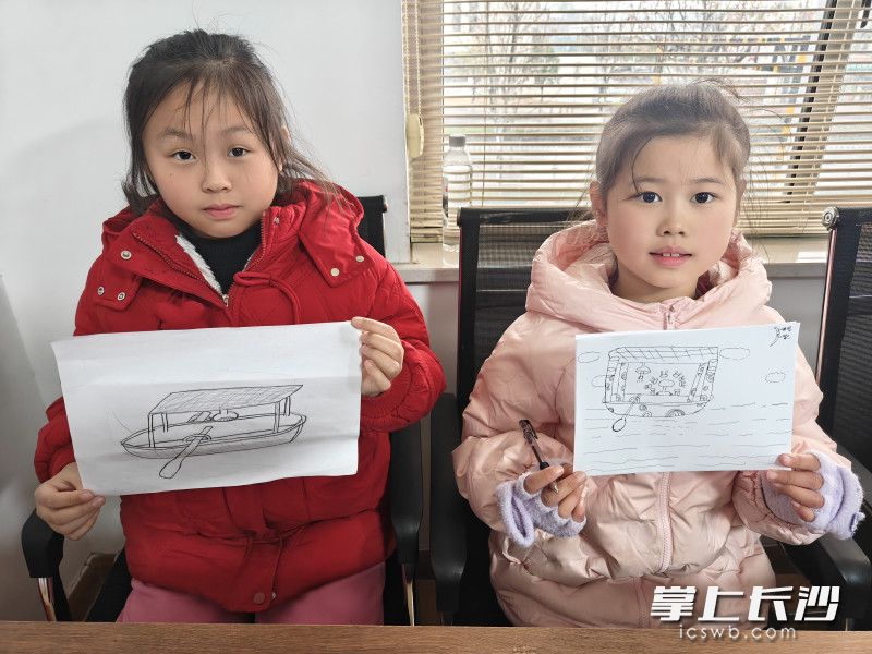 孩子们打开想象、拿起画笔，把红色故事、革命精神画进作品、记在心间。
