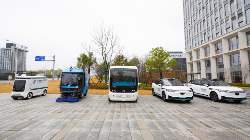 长沙高新区与岳麓高新区在湘江新区的版图上形成了奇妙的互补与共振。