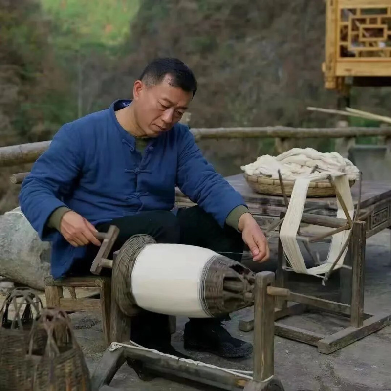 彭南科的镜头聚焦渐渐被遗忘的农耕技艺与非遗手艺。