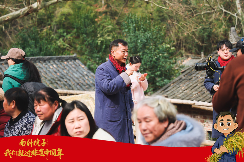 彭南科在活动现场忙碌。除署名外均为 通讯员 供图