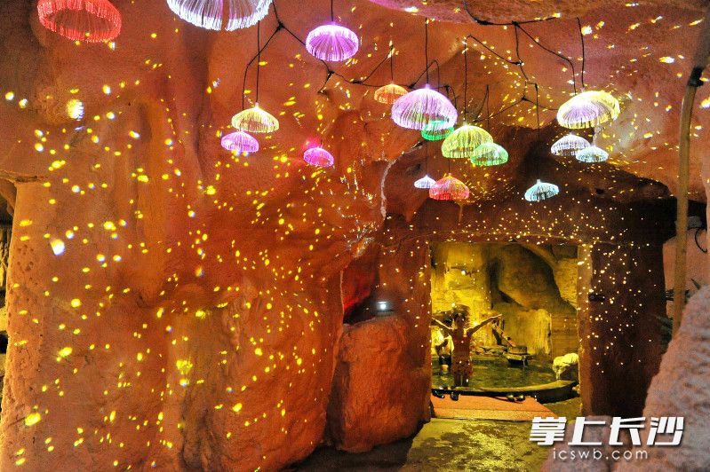 灰汤紫龙湾温泉度假区年俗体验季上线，只等你来。 均为景区供图