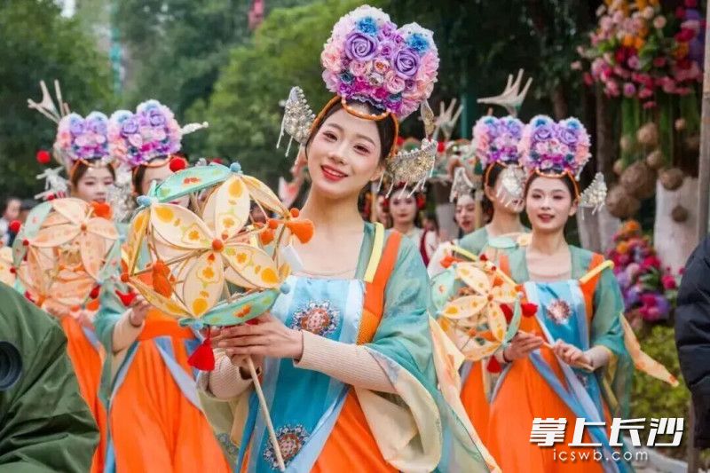 这个春节，炭河古城众多演艺精彩秀不停。