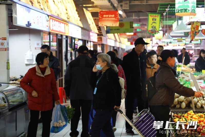 3月7日至8日，长沙首届城市赶集日活动在雨花区红星商圈三丰市集热闹启幕。