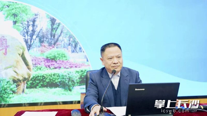 雅礼书院中学校长李卫文。通讯员 苏珊 供图