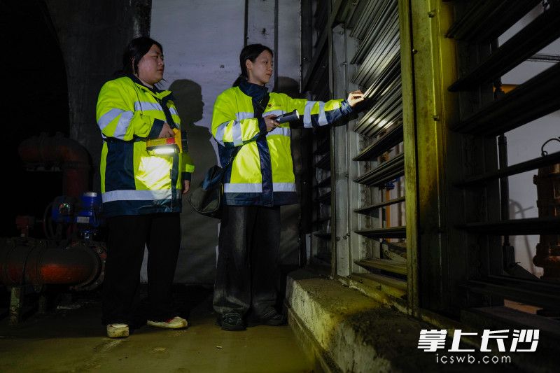 检查通风设备是否正常。 检查通风设备是否正常。