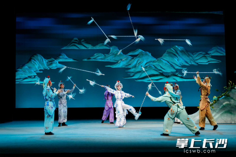 此次演出阵容堪称湘昆顶配，精彩纷呈。