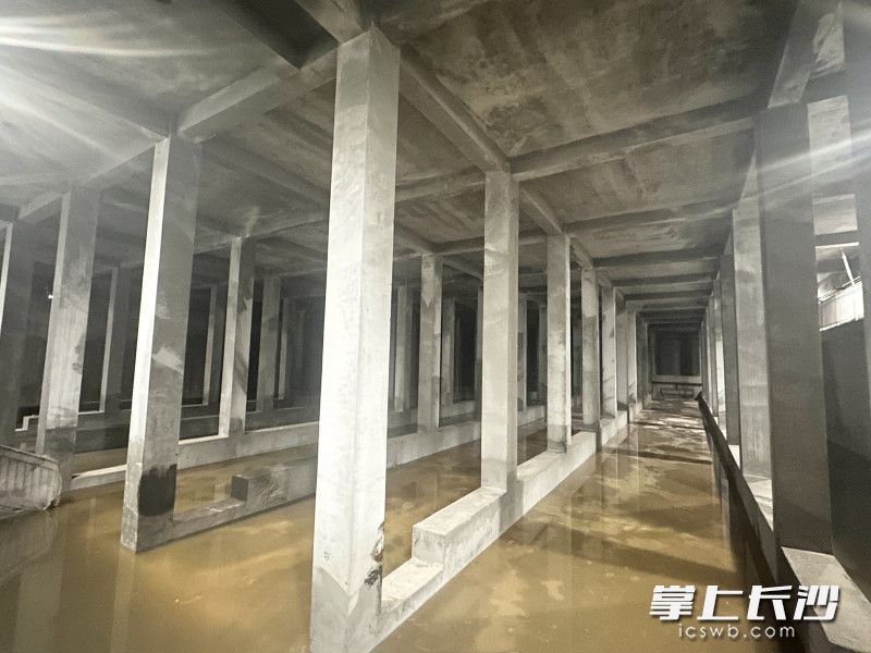 石碑大港调蓄池是长沙市排水重点项目。均为全媒体记者 周游 通讯员 高兴 摄影报道