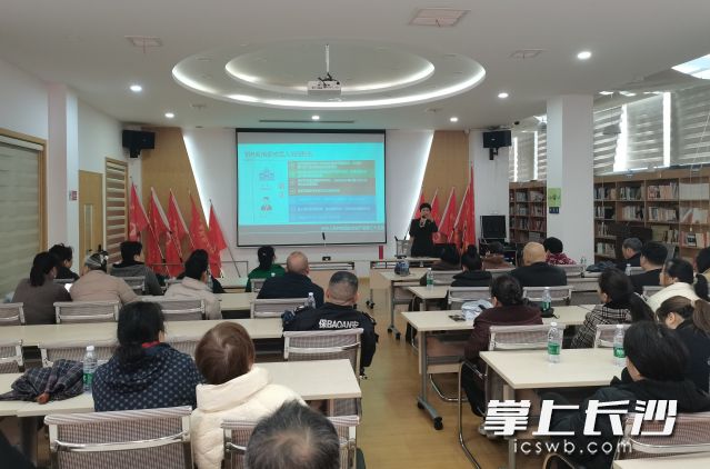 湖南湘江新区一场场“安全课堂”将安全理念送入千家万户。 均为长沙晚报通讯员向玲娅供图