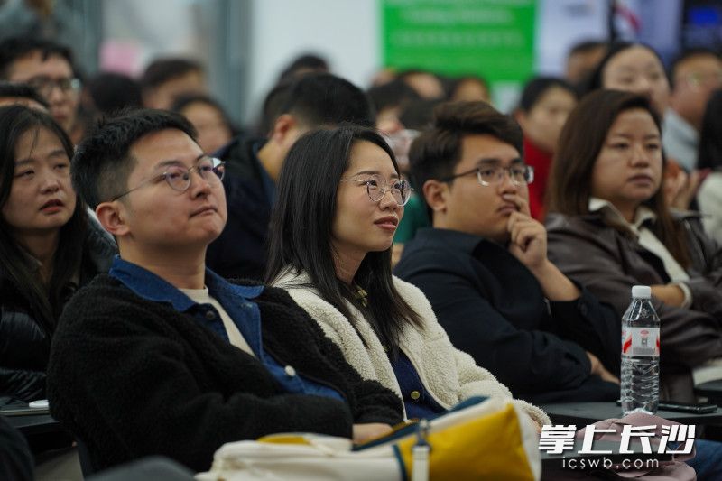 来自长沙市各领域的高层次人才、行业专家及技术精英齐聚一堂，围绕OpenClaw智能体应用实践展开了深入交流。