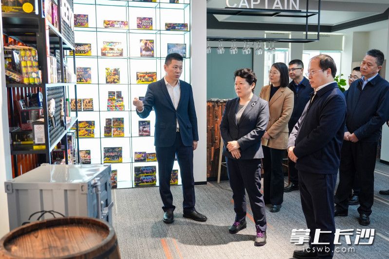 吉腾烟花集团有限公司调研现场。 均为长沙晚报全媒体记者 郭雨滴 摄
