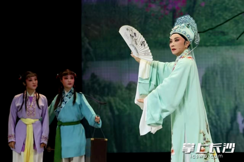 《湘遇·梁祝》。