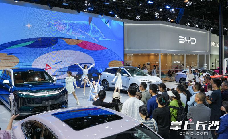 2026湖南车展现场。