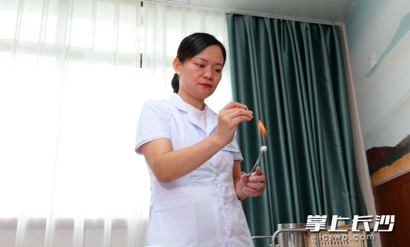长沙市中医医院（长沙市第八医院）副院长佘畅。 受访者供图