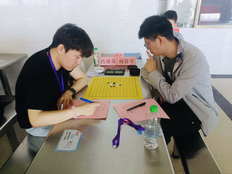 选手在比赛中。通讯员供图