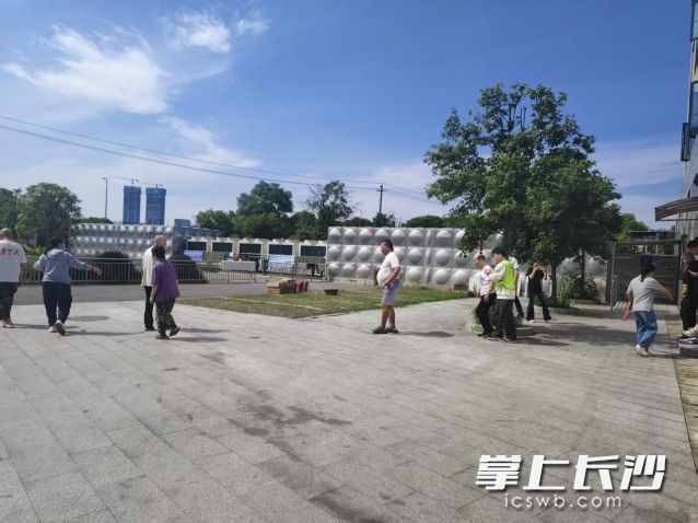 演练进一步强化了工作人员消防安全实操技能。