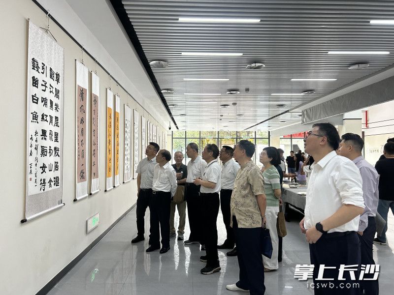 23日，“欣于所遇”——湖南工商大学第三十一届书法展在学校风华楼开幕。