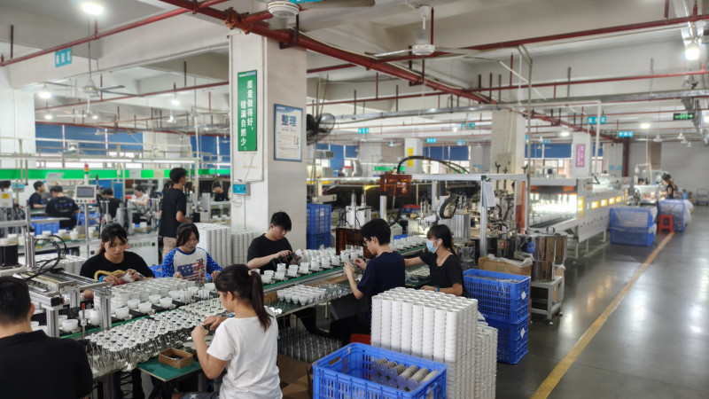 新拼姆业务加快整合供应链，孵化一批具有国际影响力的自营品牌。通讯员李峰 摄
