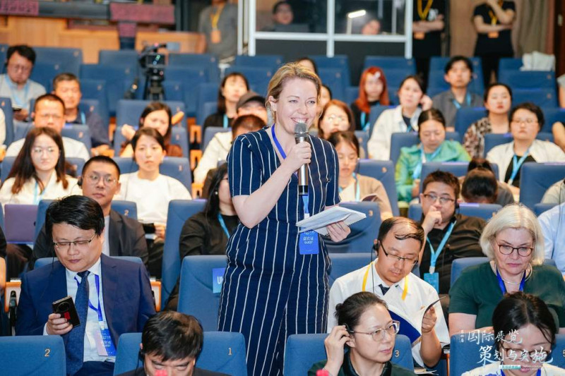 研修班学员中还包括外籍人士。