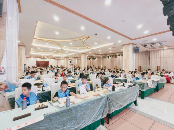 湘潭分会场现场。