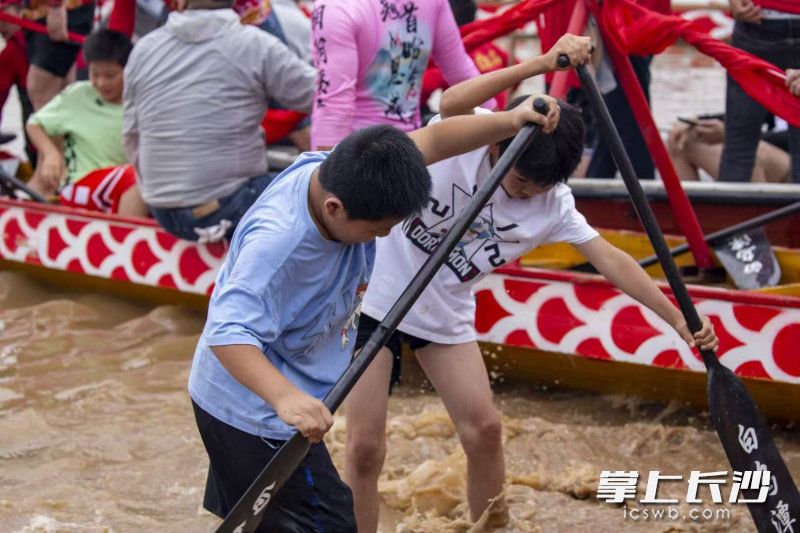 这项群众性民俗赛事跨越三百年时光，代代延续、从未断绝。