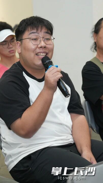 观众提问。均为湖南美术馆供图