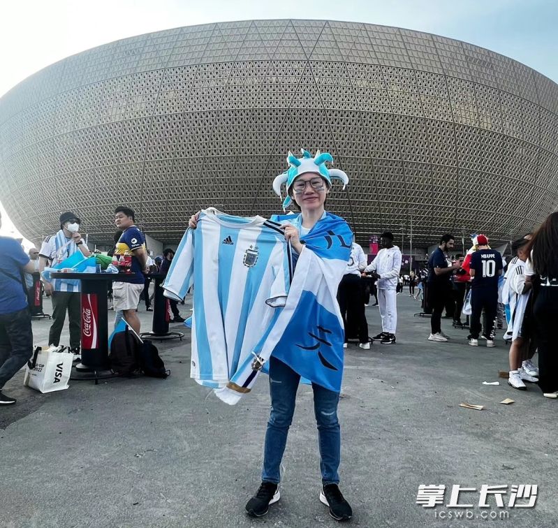 2022年，张娇到卡塔尔看世界杯。
