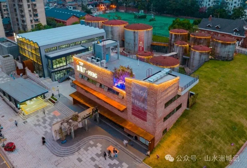 天心湘江畔，昔日的长沙油脂厂正化身城市新地标。邹麟 摄