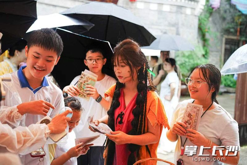 沉浸式盛唐体验，满足亲子研学需求。