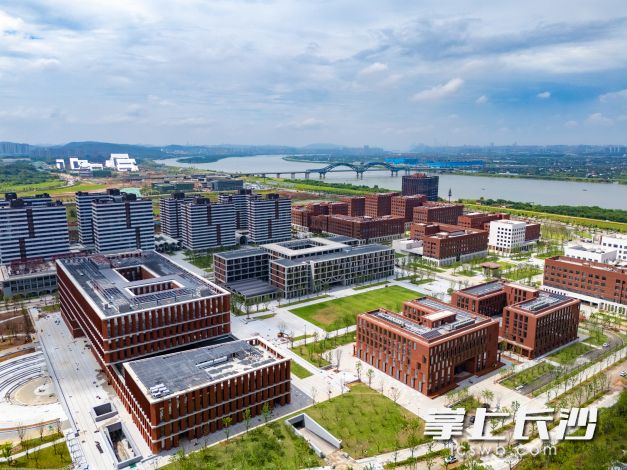 湖南大学科创港校区全新亮相，今年9月将正式投入运营。均为湘江早报全媒体记者  范龙贵 摄
