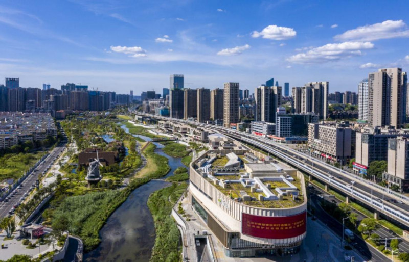 2021年,圭塘河建成长沙首个“4.0版海绵城市示范公园”。 2021年,圭塘河建成长沙首个“4.0版海绵城市示范公园”。