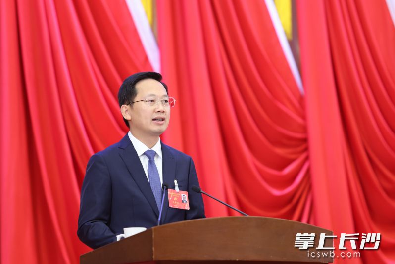 开福区委书记周海毅表示，开福要有坚定一年抓成几件事的决心，保持几年干成一件事的定力。 均为开福融媒供图