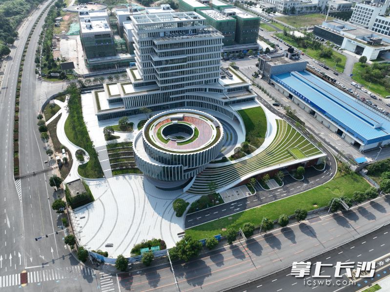 湖南智能网联产业服务中心。 均为长沙晚报通讯员彭欣婧供图