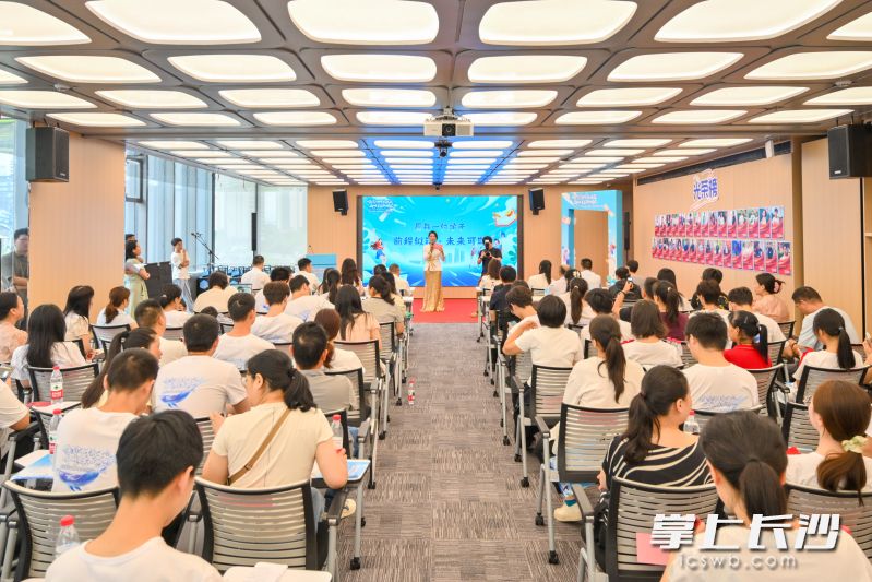 文明升学礼逐渐成长为基层群众广泛认可的文明实践品牌。
